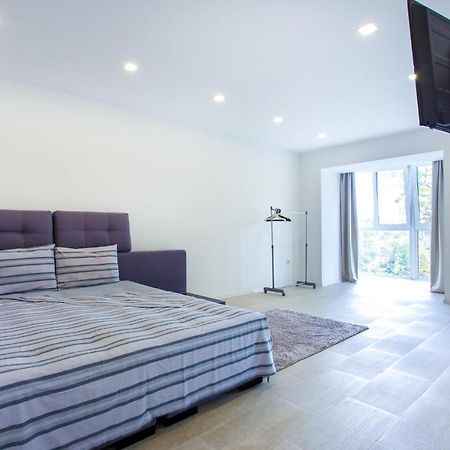 Top View Apartment In The Center Kherson Exterior photo